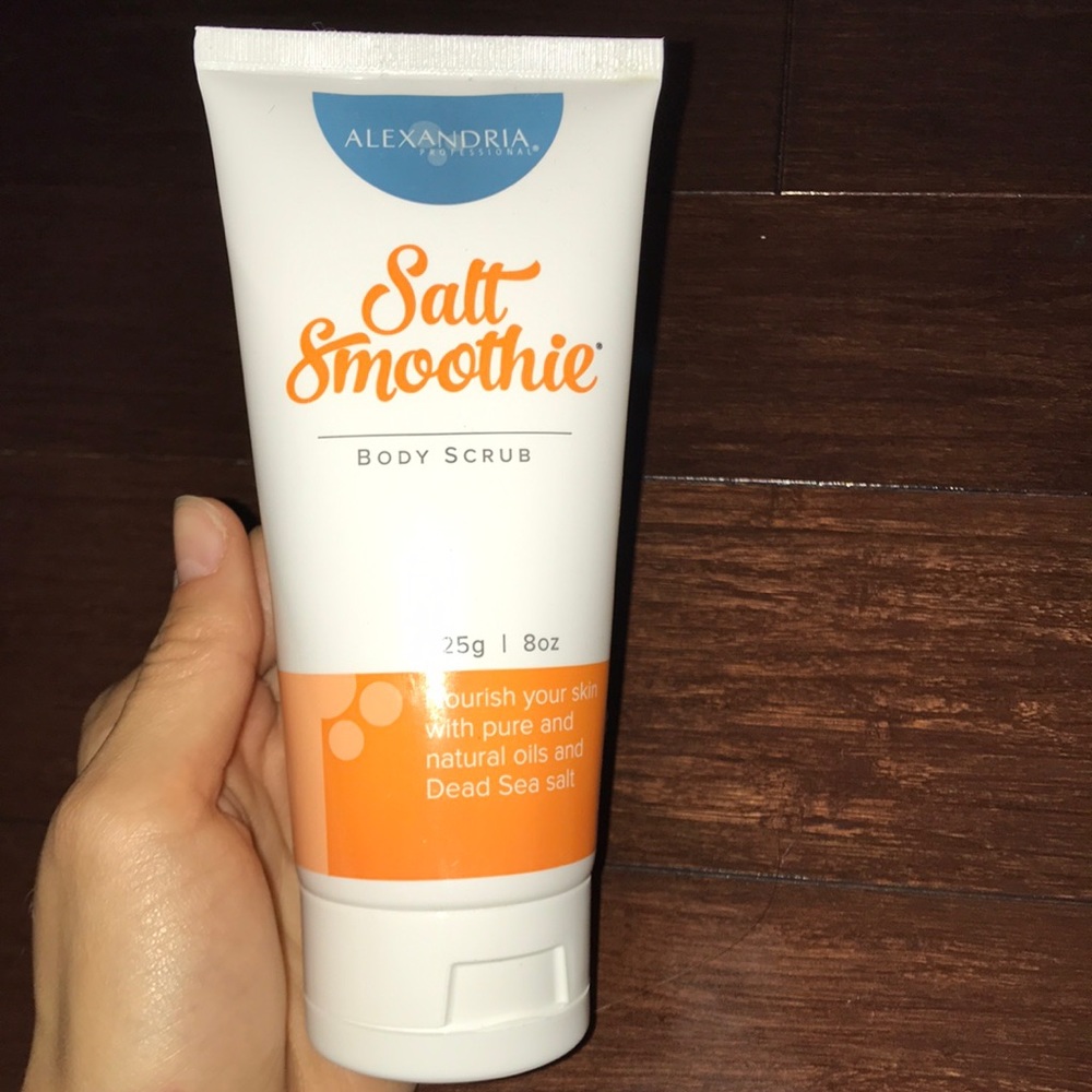 Body Scrub — Salt Smoothie